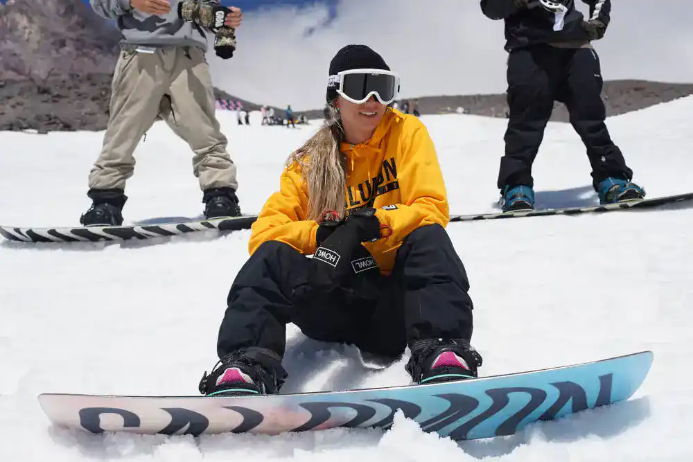 Nauka jazdy na desce snowboardowej